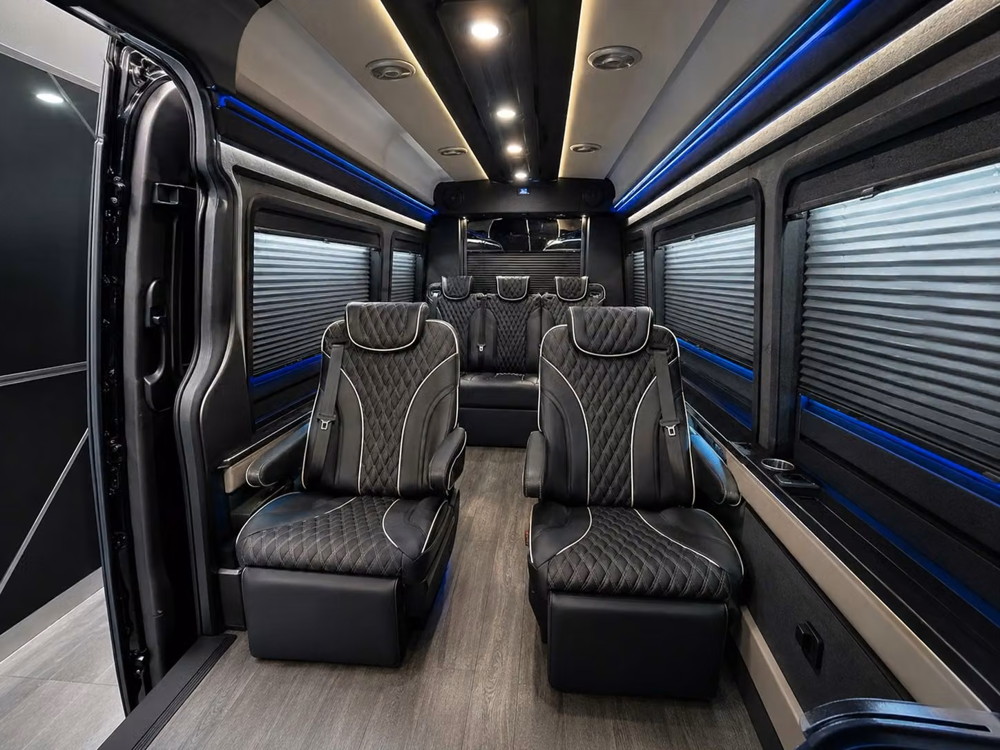 airport shuttle bus rentals for lehi sports teams and school groups