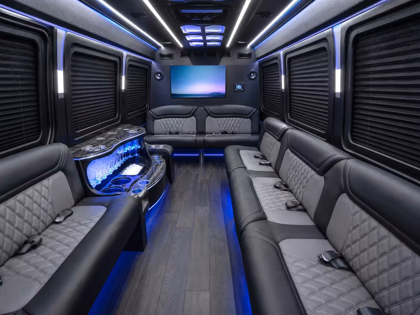 charterbusrentallehiut com lets you arrange dignitary and vip transportation throughout utah county