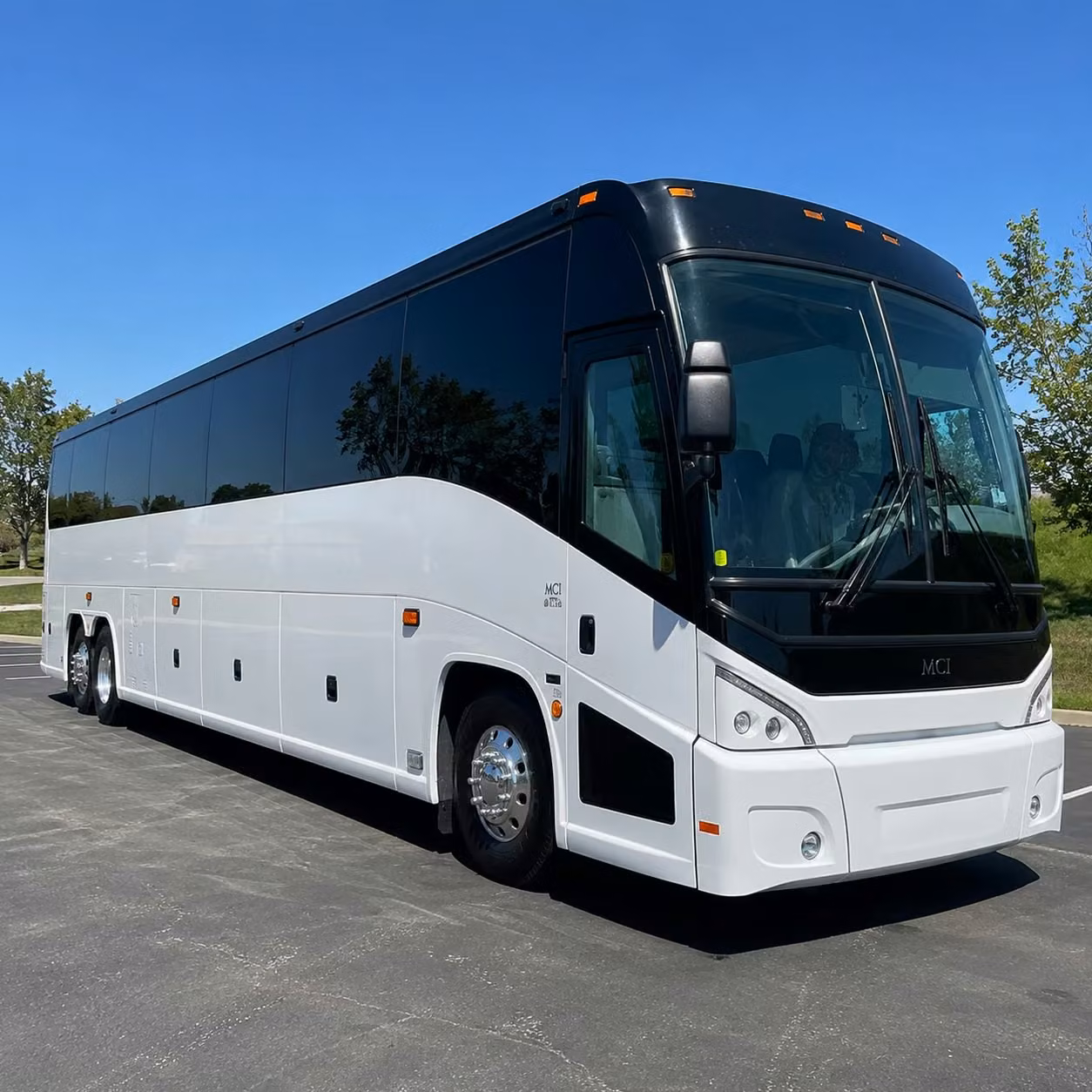 corporate airport shuttles for silicon slopes companies in lehi
