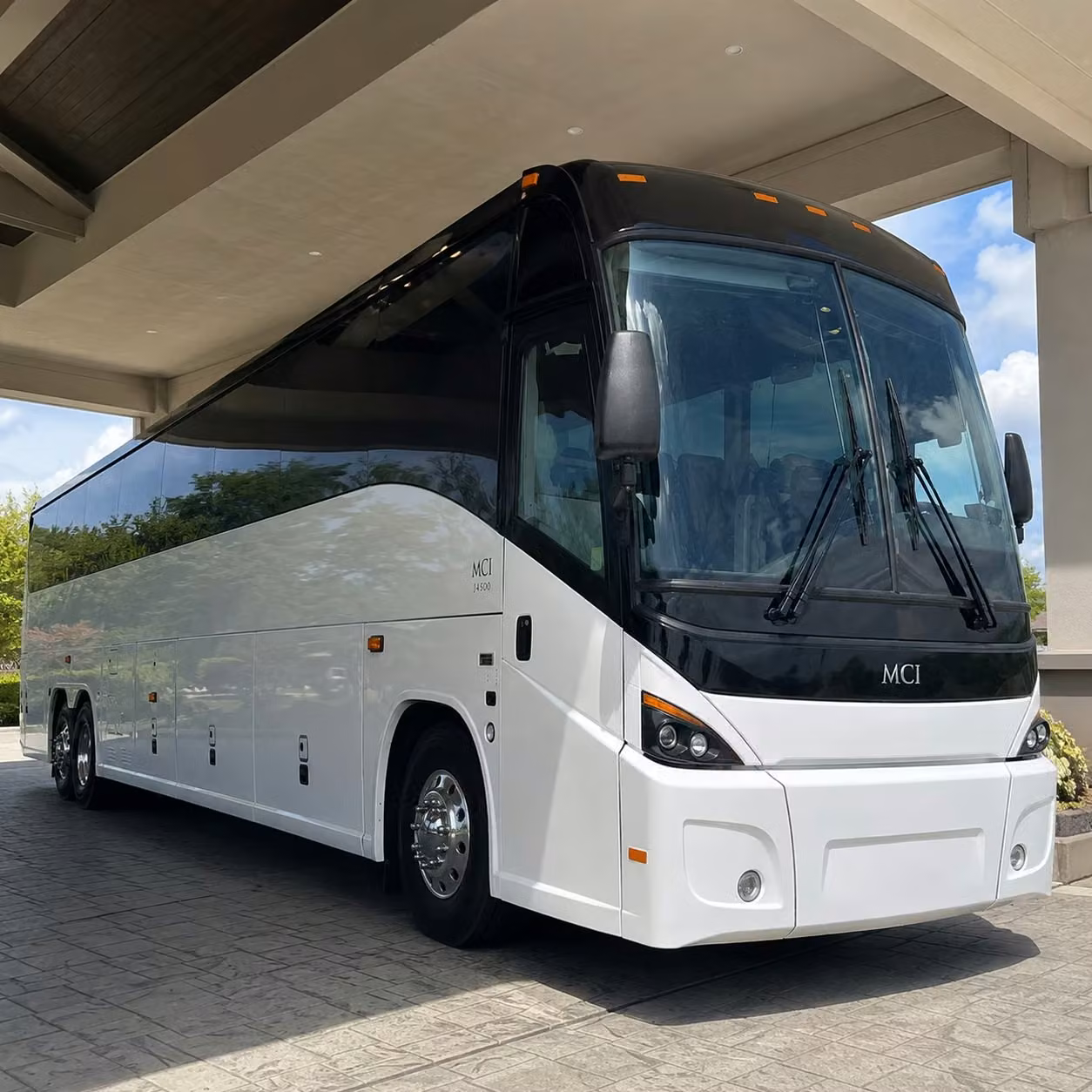 through charterbusrentallehiut com campus to campus shuttles across utah county are easy to arrange